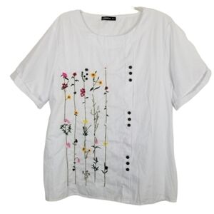 Izuria White Short Sleeve Pop Over Top Shirt Embroidered Flowers Button Size 2XL